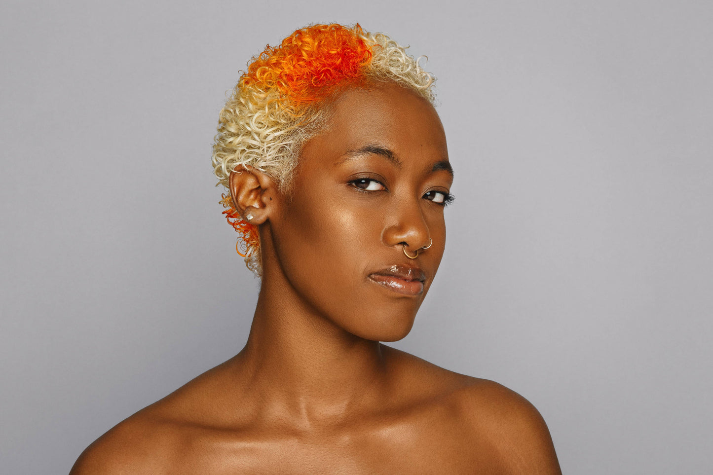 Semi-Permanent Hair Dye- Streaks & Strands- Biz