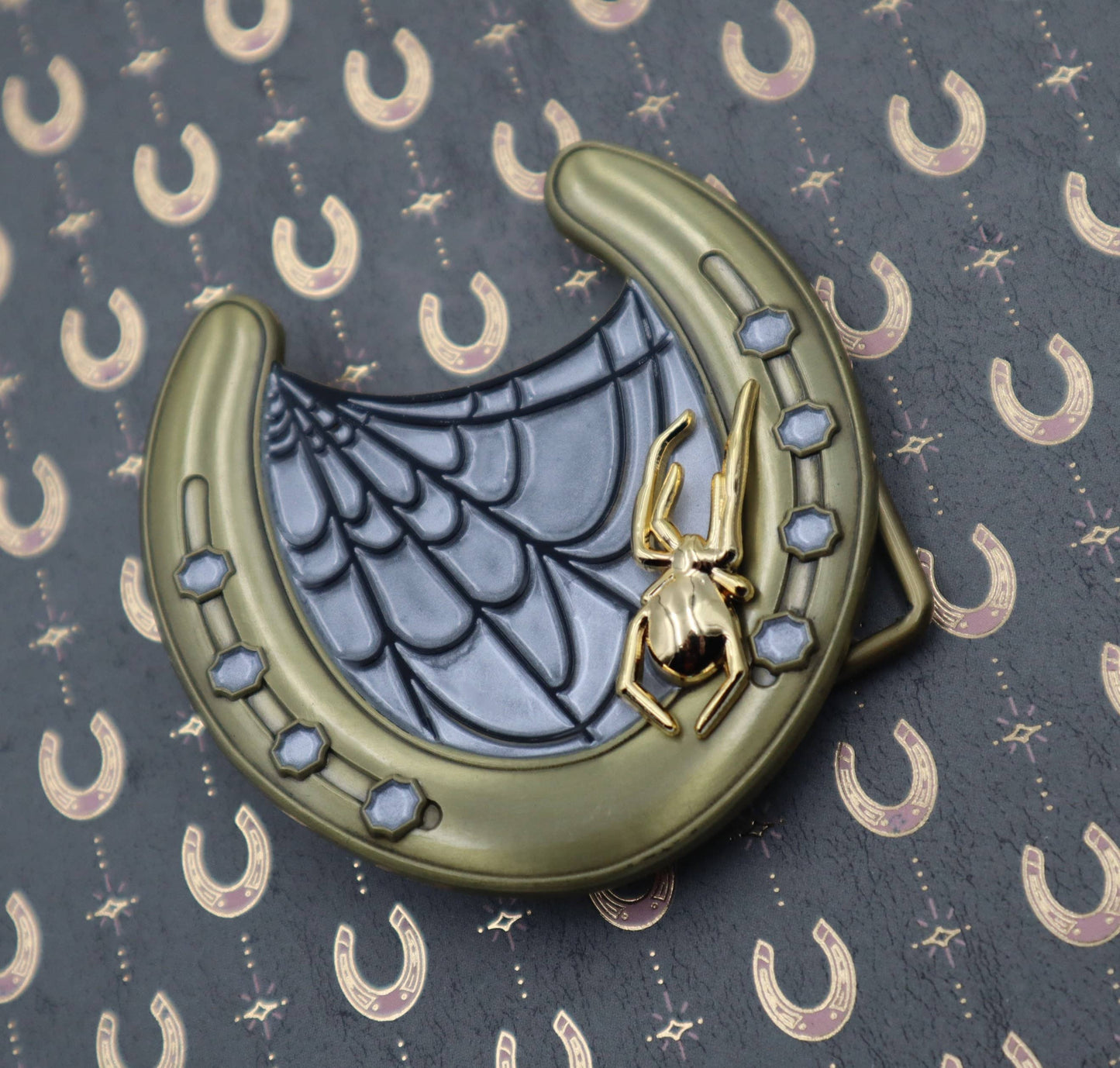 Lucky horseshoe Unisex belt buckle