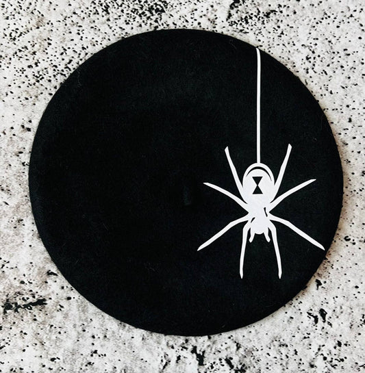 Vegan Hanging Spider Beret